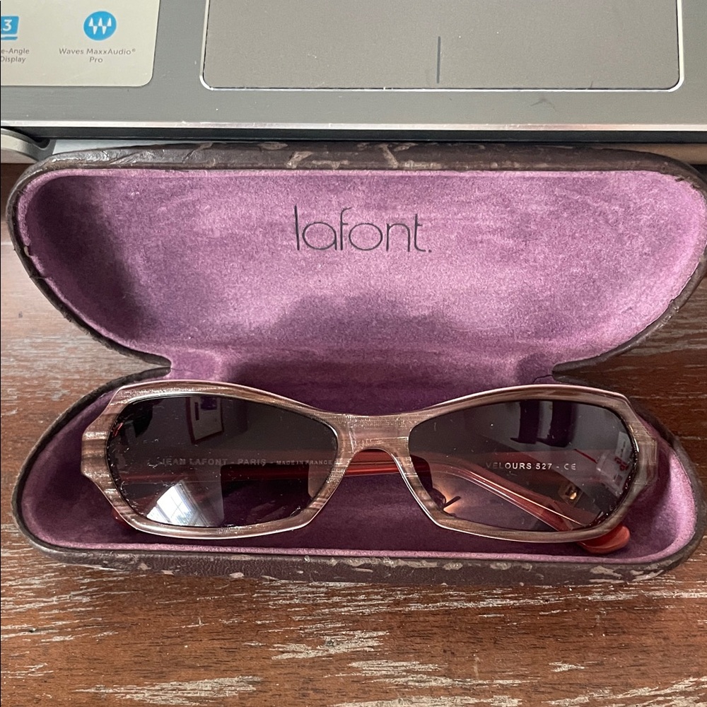 Jean Lafont Velours 527 56-18-130 brown sunglasses with brown logo case